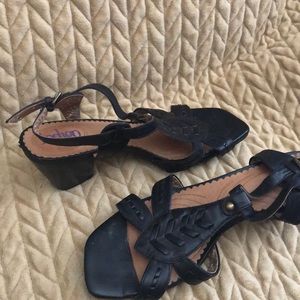 Clark’s Indigo Sandals